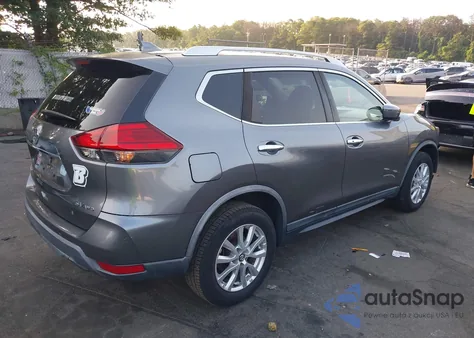 2017 Nissan Rogue Sv z USA, uszkodzony, nr VIN KNMAT2MV7HP601907